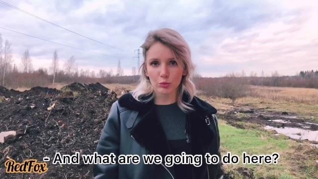 Русская худышка глубоко заглатывает половой орган ухажера