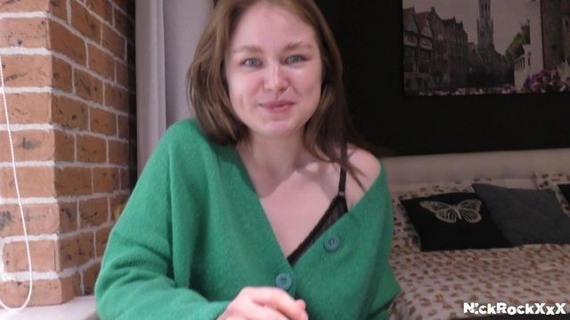 Сколько ты там будешь мять свою киску, может уже потрахаемся?