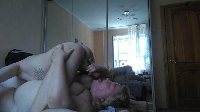 Почему бы не потрахать в рот жирную милфу Марию Ивановну?