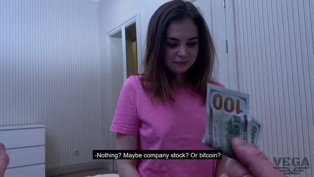 Дал худышке часть своей зарплаты, чтобы знала, как сильно я ее люблю