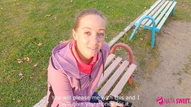 Пикапер пригласил мамку в своей подъезд и дал ей пососать пенис