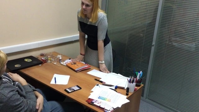 Репетитор по биологии разрешает студенту изучить её писечку языком и членом