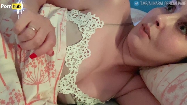 Ты что прижимался ко мне членом? Парню посчастливилось потрахать сексуальную мамашу