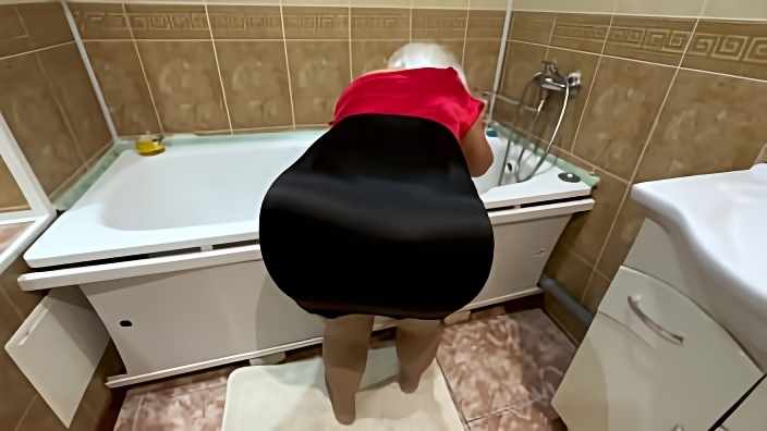 the stepmom bent down specifically so that the stepson wanted to fuck her in the ass