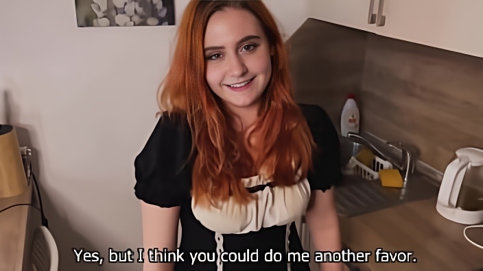 Парень щупает булки рыжей домработницы и мастурбирует две её дыры