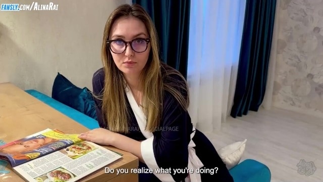 The stepmother went crazy and attacked the stepson's penis