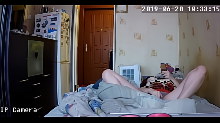 mastrubation in bed caught on IPcam