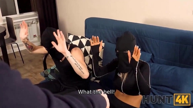 HUNT4K. Relaxing with cock in pussy makes thief forget about boyfriend