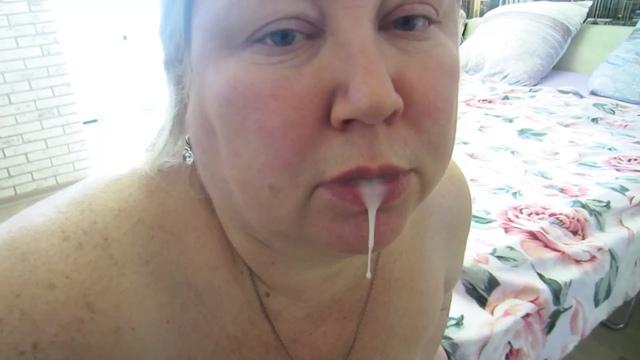 11 - cum in the mouth of a fat bitch